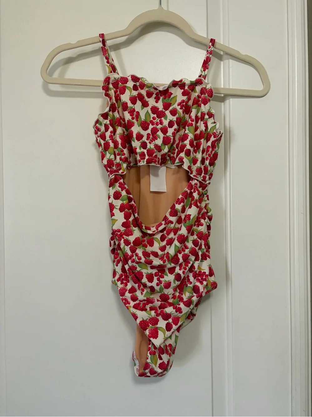 🍓🍓NWT🍓🍓Strawberry & Raspberry Print Cutout One-Piece Swimsuit🍓🍓